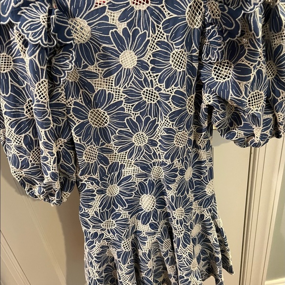 Super cute Authentic -Sandro -dress size 36. Used just once. - Picture 3 of 8